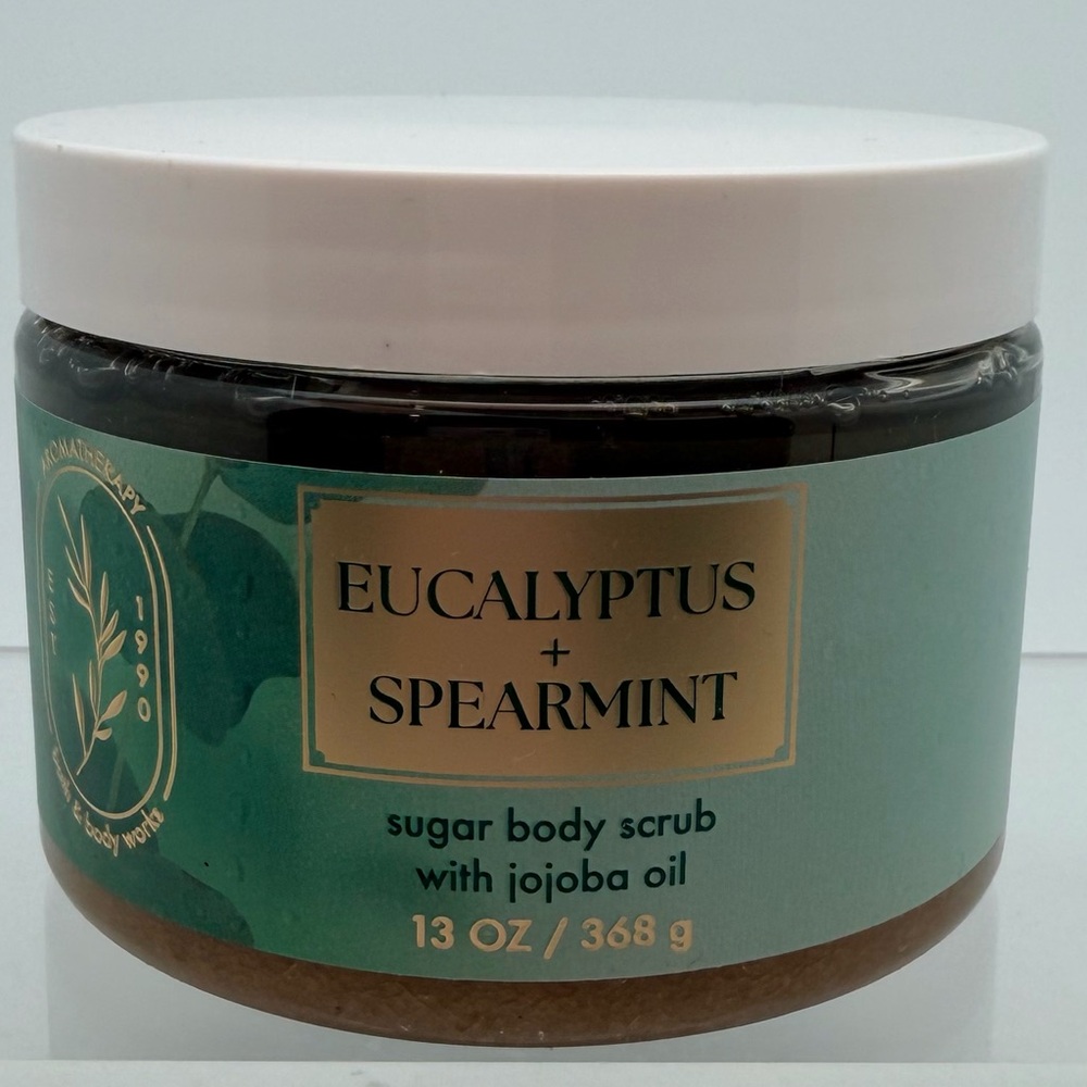 Bath & Body Works Aromatherapy Eucalyptus & Spearmint - Sugar Scrub